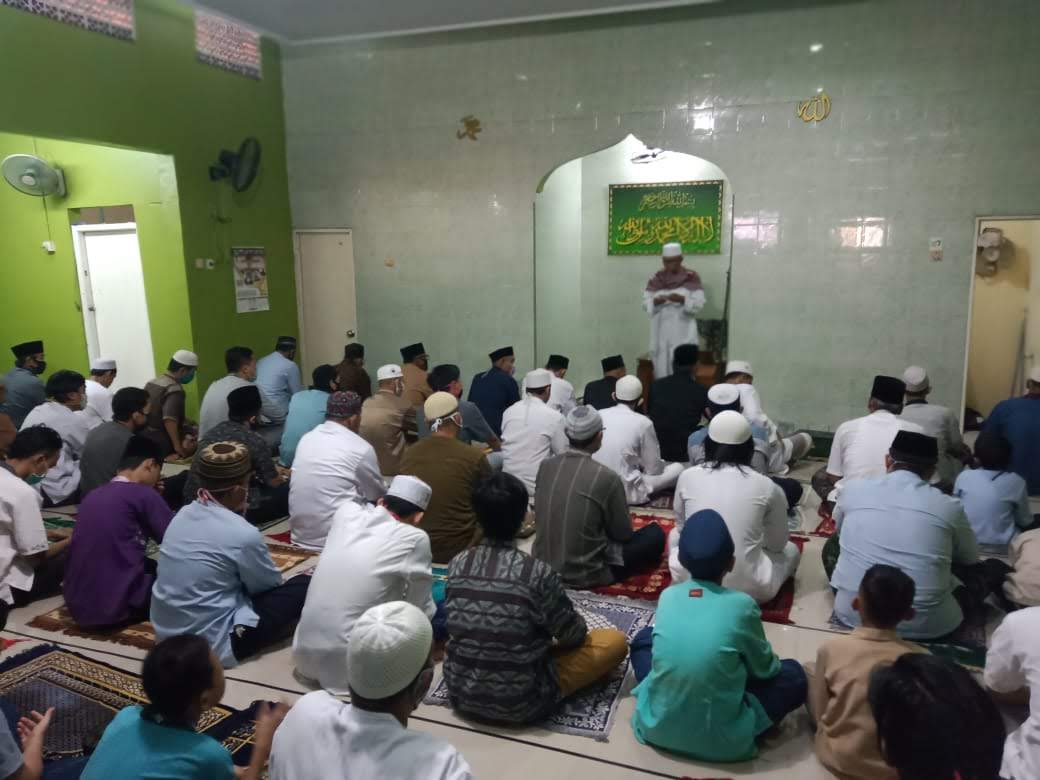 Sholat 5 Waktu Berjamaah